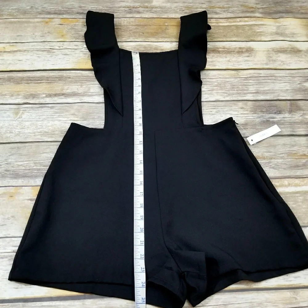 Color Thread Short Overall Ruffled Straps - Picture 3 of 3